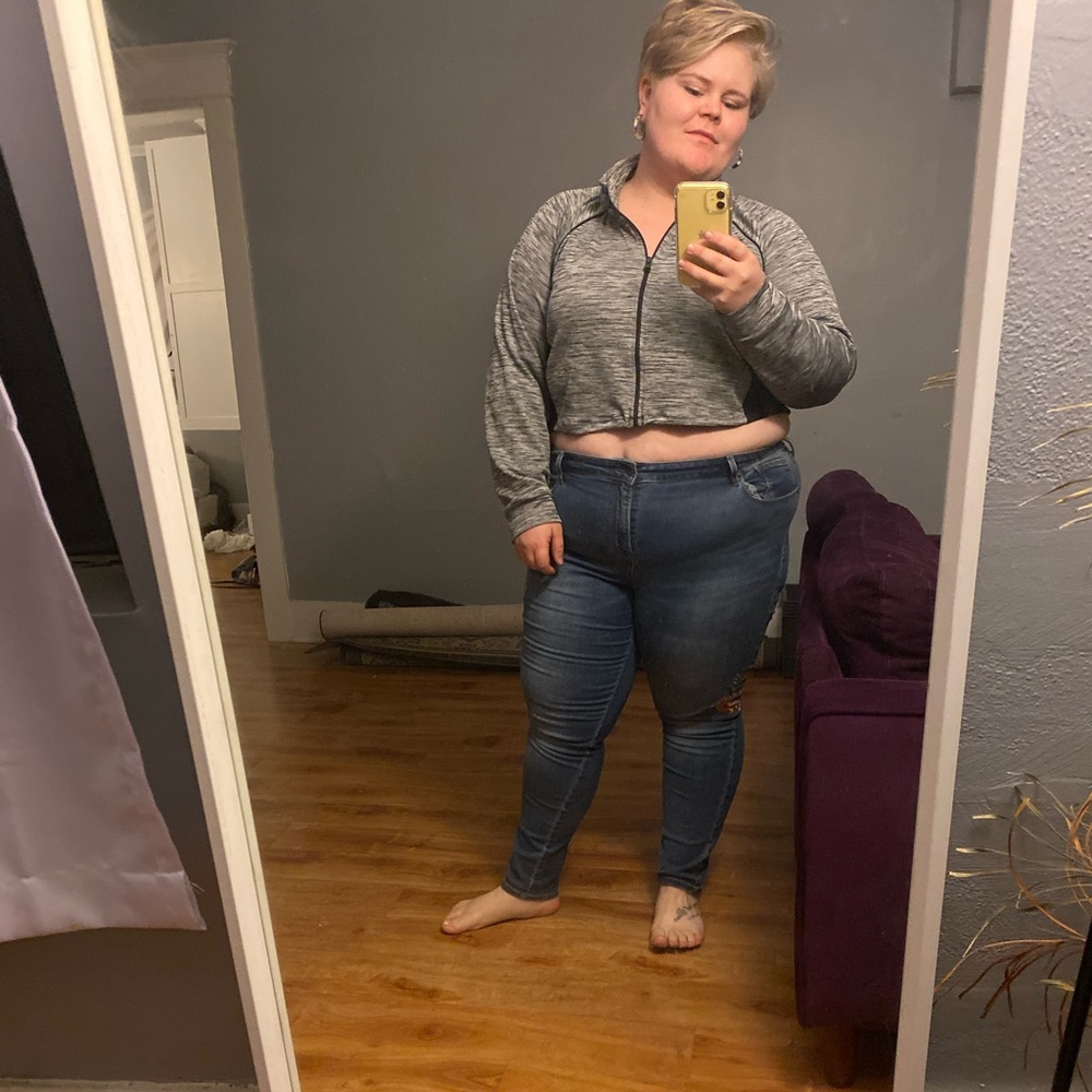 PLUS SIZE athletic crop jacket